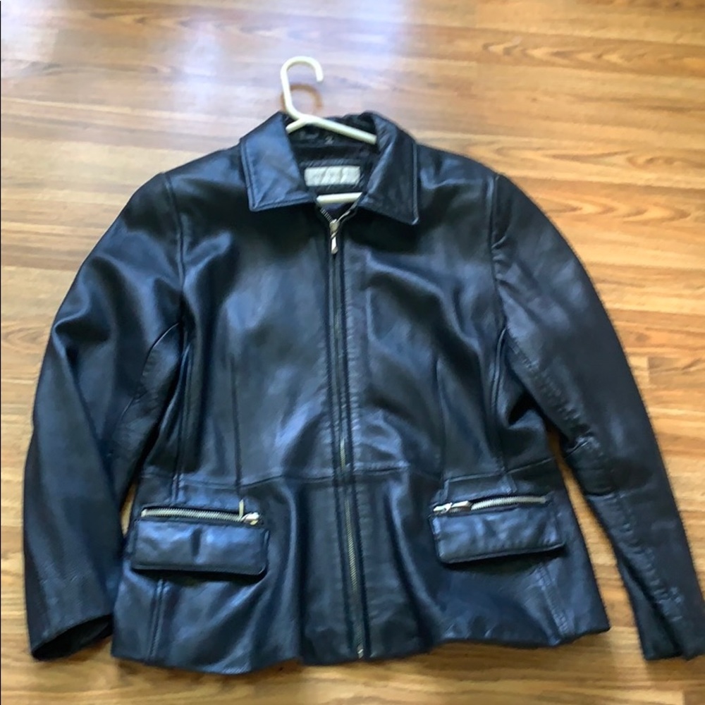 Leather jacket - Picture 6 of 9